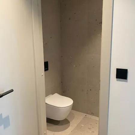 Bluebird-exclusive 5 Bedroom 3 Bathroom