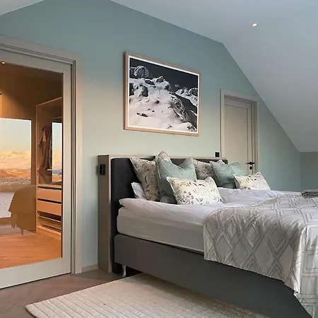 Bluebird Villa *