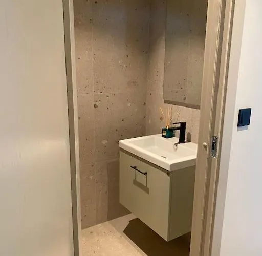 וילה Bluebird-exclusive 5 Bedroom 3 Bathroom הנינגסבר