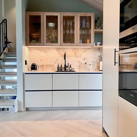 别墅 Bluebird-exclusive 5 Bedroom 3 Bathroom 亨宁斯韦尔